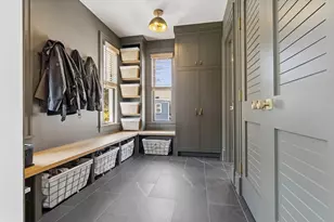 8 Milk St, Newburyport, MA 01950 - Photo 19