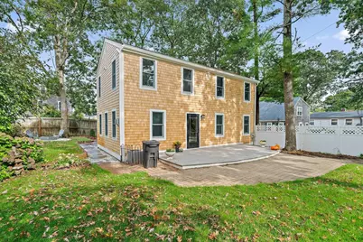 8 Winthrop Ave, Duxbury, MA 02332 - Photo 3
