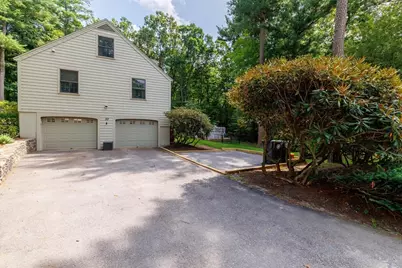 33 Pine Arden Dr, West Boylston, MA 01583 - Photo 3