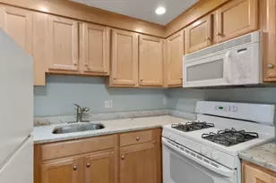 12 Monument Ave, Boston, MA 02129 - Photo 5