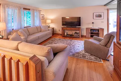 15 Clark Street, Northampton, MA 01060 - Photo 15
