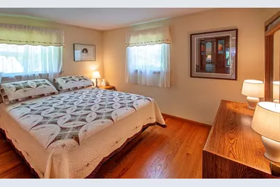 15 Clark Street, Northampton, MA 01060 - Photo 21