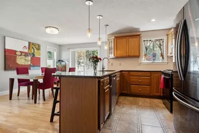 15 Pinebrook Dr, Springfield, MA 01129 - Photo 5
