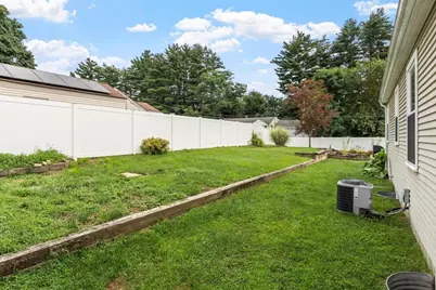 15 Pinebrook Dr, Springfield, MA 01129 - Photo 37