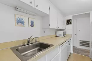 25 Jessica Dr, Stoughton, MA 02072 - Photo 13