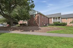 25 Jessica Dr, Stoughton, MA 02072 - Photo 3