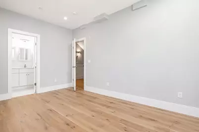 261-263 Washington Street #3, Somerville, MA 02143 - Photo 9