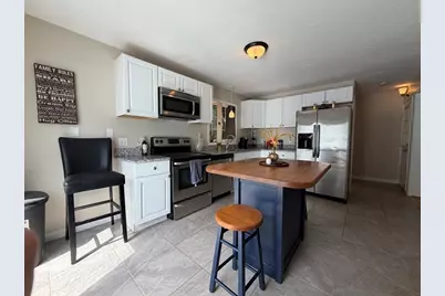46 Winneconnett Rd, Worcester, MA 01605 - Photo 7