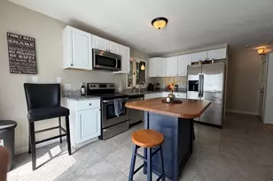 46 Winneconnett Rd, Worcester, MA 01605 - Photo 7