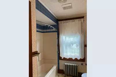 4-6 Middle St, Hadley, MA 01035 - Photo 9