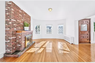 546 Shirley St, Winthrop, MA 02152 - Photo 11