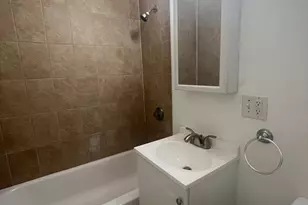 10 Yeamans St, Revere, MA 02151 - Photo 5