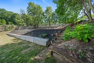 28 Lawn St, Attleboro, MA 02703 - Photo 23