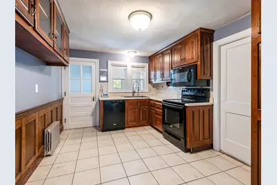 422 Mill St, Worcester, MA 01602 - Photo 9