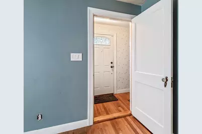 422 Mill St, Worcester, MA 01602 - Photo 5
