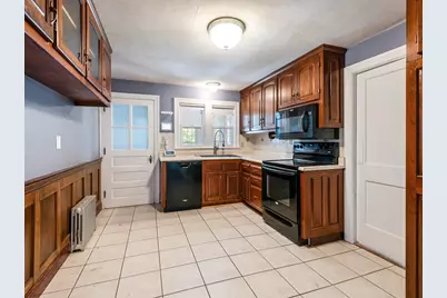 422 Mill St, Worcester, MA 01602 - Photo 9