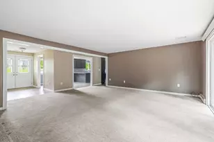 100 Stony Brook Rd, Raynham, MA 02767 - Photo 9