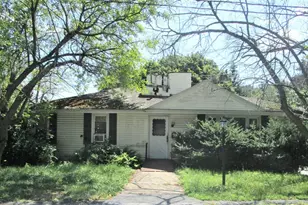 21 Baxter St, Worcester, MA 01602 - Photo 3