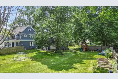 140 Pleasant St, Whitman, MA 02382 - Photo 29