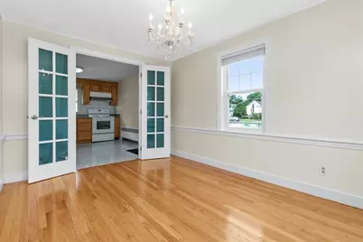 37 Kenmore Rd, Waltham, MA 02453 - Photo 11