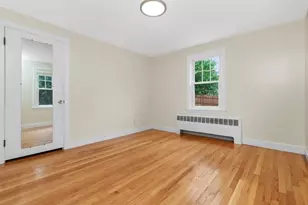 37 Kenmore Rd, Waltham, MA 02453 - Photo 17