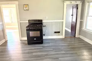 161 Plymouth St, Fitchburg, MA 01420 - Photo 15