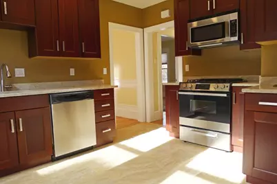 166-168 East Side Pkwy, Newton, MA 02458 - Photo 13
