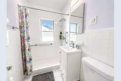 166-168 East Side Pkwy, Newton, MA 02458 - Photo 11