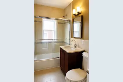 166-168 East Side Pkwy, Newton, MA 02458 - Photo 15