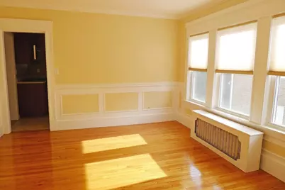 166-168 East Side Pkwy, Newton, MA 02458 - Photo 17