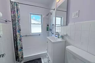 166-168 East Side Pkwy, Newton, MA 02458 - Photo 35