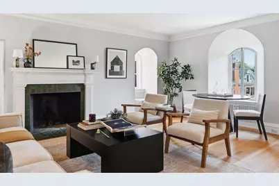 334 Beacon St #10, Boston, MA 02116 - Photo 1