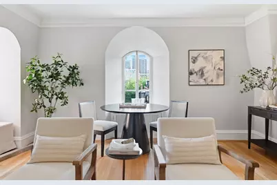 334 Beacon St #10, Boston, MA 02116 - Photo 5