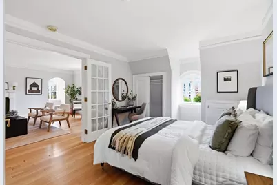 334 Beacon St #10, Boston, MA 02116 - Photo 13