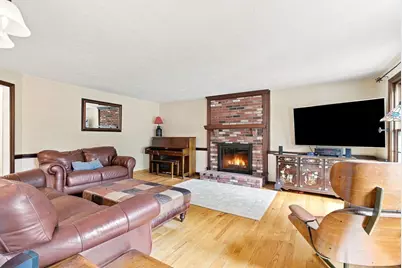 24 Crossbow Ln, North Andover, MA 01845 - Photo 9