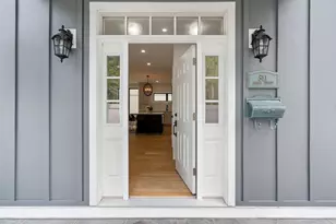 811 Heath St, Brookline, MA 02467 - Photo 3