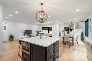 811 Heath St, Brookline, MA 02467 - Photo 13