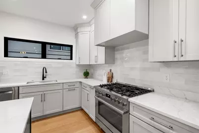 811 Heath St #Rear, Brookline, MA 02467 - Photo 11