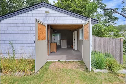 404 Park St, Stoughton, MA 02072 - Photo 27