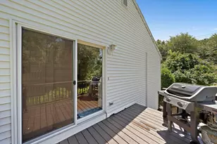 735 Pleasant St, Bridgewater, MA 02324 - Photo 33