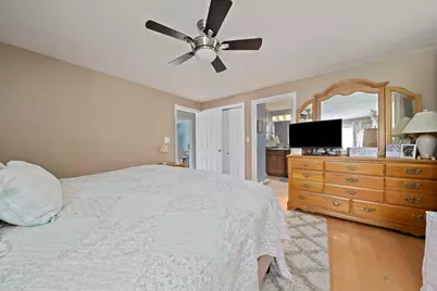 735 Pleasant St, Bridgewater, MA 02324 - Photo 19