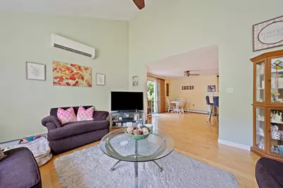 735 Pleasant St, Bridgewater, MA 02324 - Photo 11
