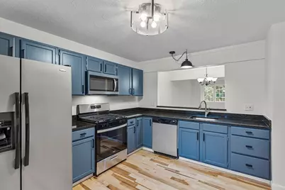 11 Rosewood Ln #11, Hopkinton, MA 01748 - Photo 9