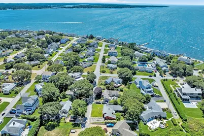 46 Wianno Rd, Bourne, MA 02532 - Photo 15