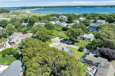 46 Wianno Rd, Bourne, MA 02532 - Photo 5