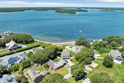 46 Wianno Rd, Bourne, MA 02532 - Photo 11