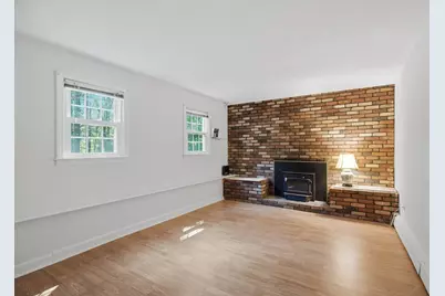 198 Hollis Rd, Lunenburg, MA 01462 - Photo 25