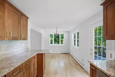 198 Hollis Rd, Lunenburg, MA 01462 - Photo 7