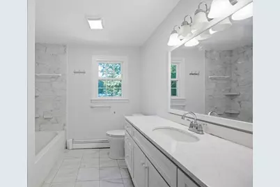 198 Hollis Rd, Lunenburg, MA 01462 - Photo 15