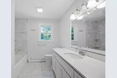 198 Hollis Rd, Lunenburg, MA 01462 - Photo 15